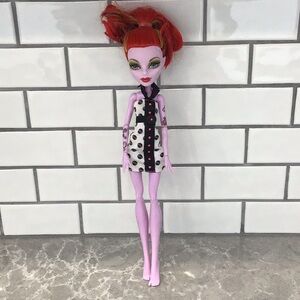 Monster High Skultimate Roller Maze Operetta Doll, Mattel